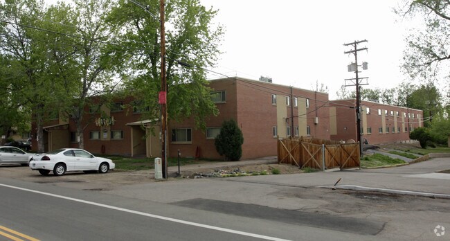 Foto del edificio - LaRonja Apartments