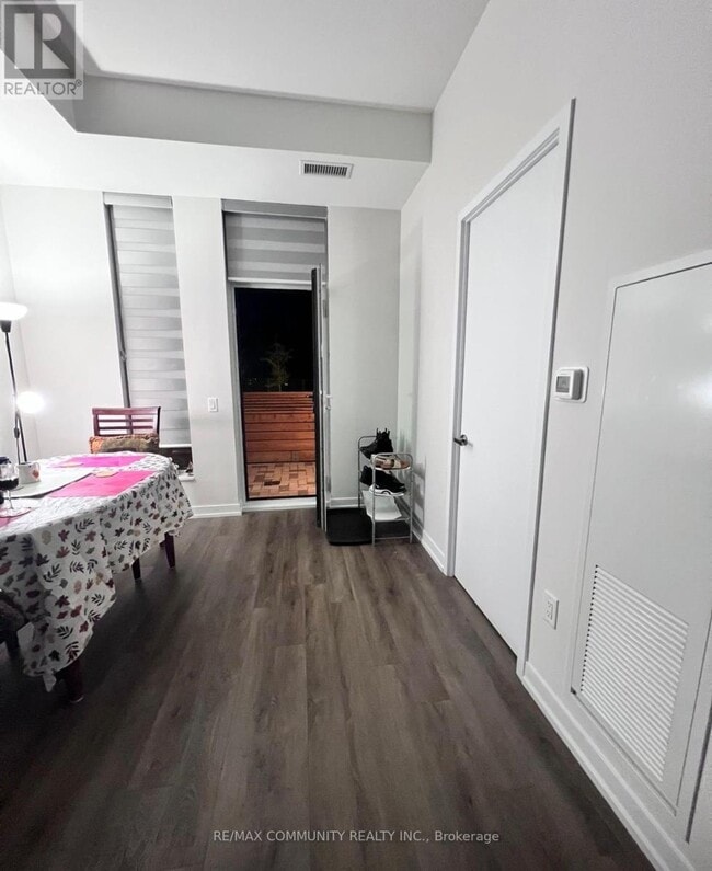 Photo du bâtiment - 3 Rosewater St