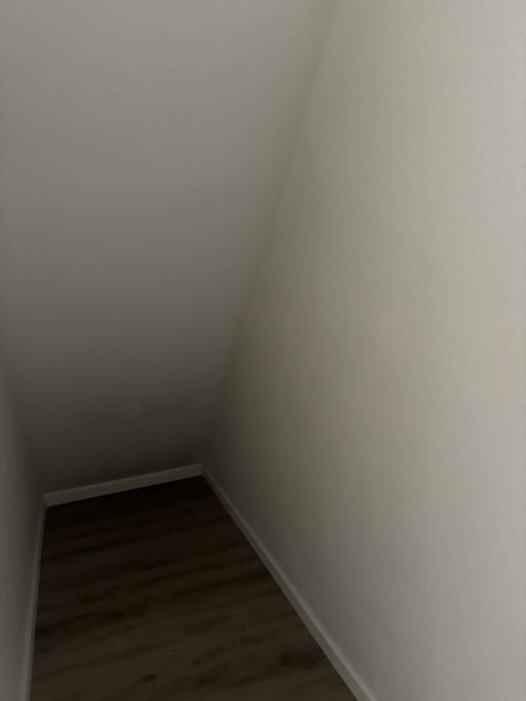 Foto del edificio - 210 W 5th St