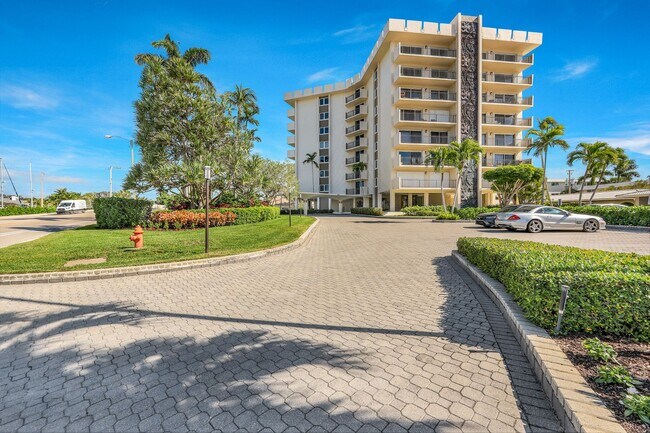 Foto del edificio - 2150 Gulf Shore Blvd N