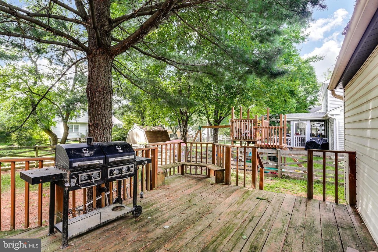 Foto principal - 8438 King's Meade Way