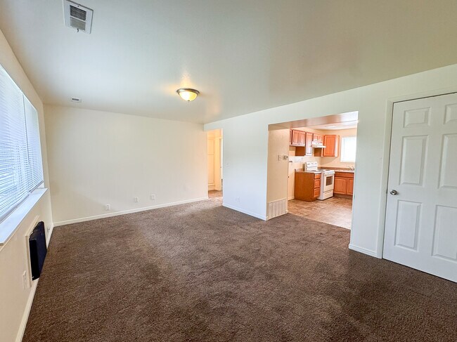 Foto del edificio - 361 S 150 W