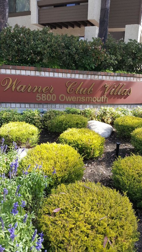 2 bedroom 2 full bathroom 1300sqft - 5800 Owensmouth Ave