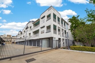 Building Photo - 1441 East St