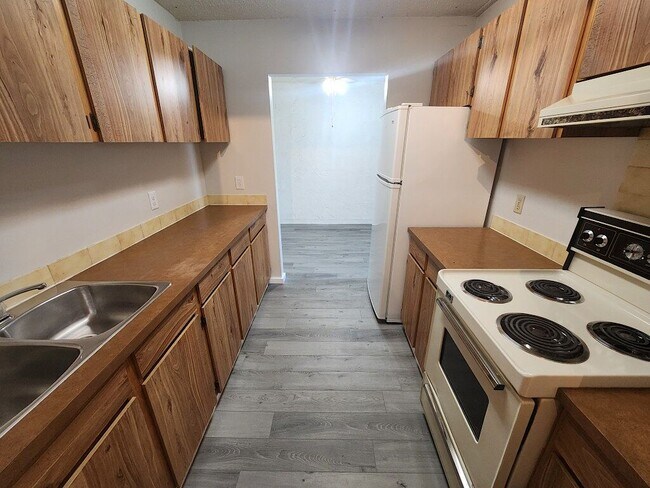 Photo du bâtiment - 7 Park Ln Dr