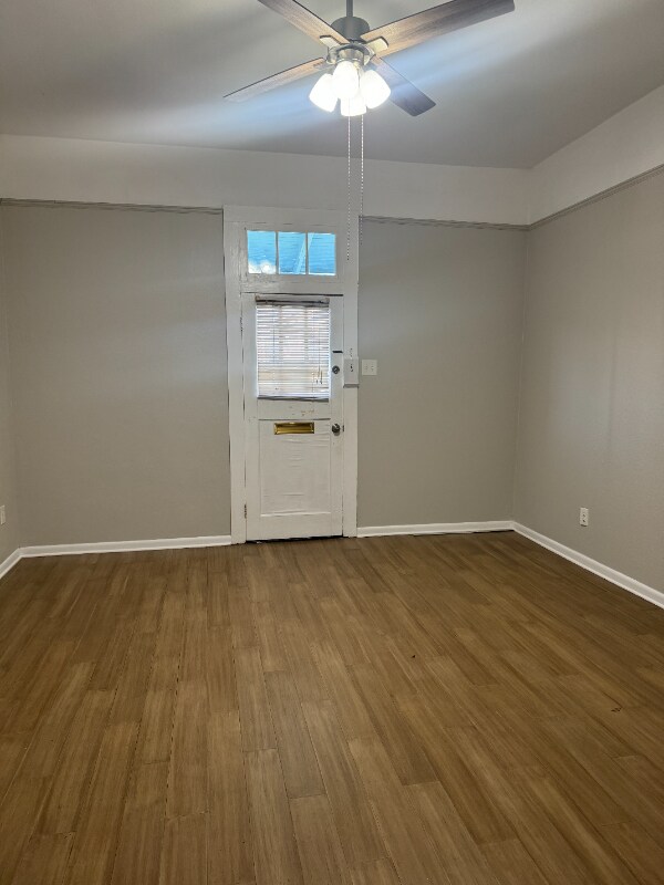 Building Photo - 1656 Pleasure St