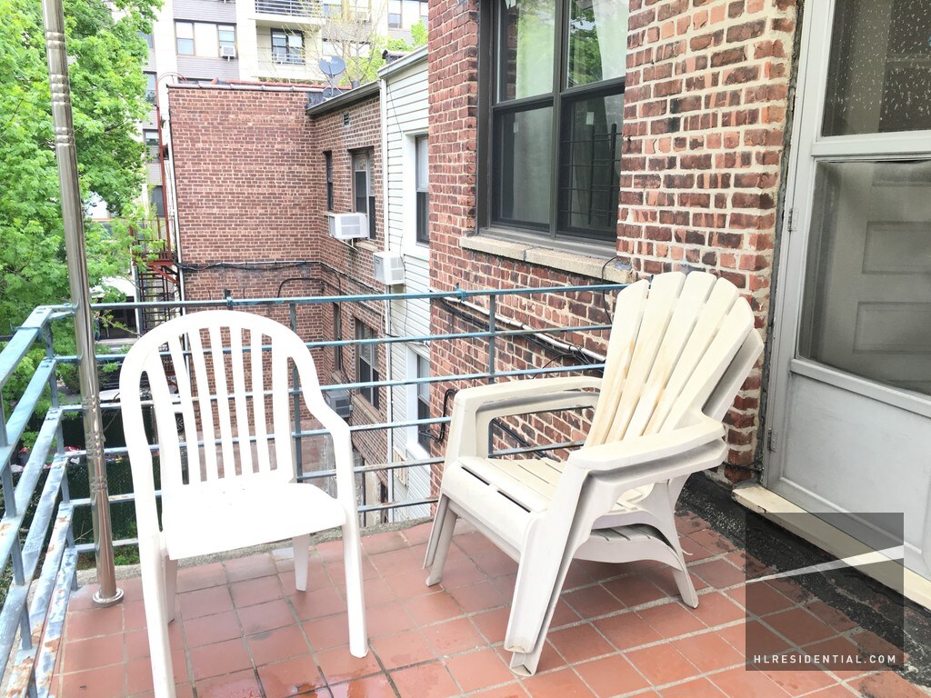 Primary Photo - 6408 99th St