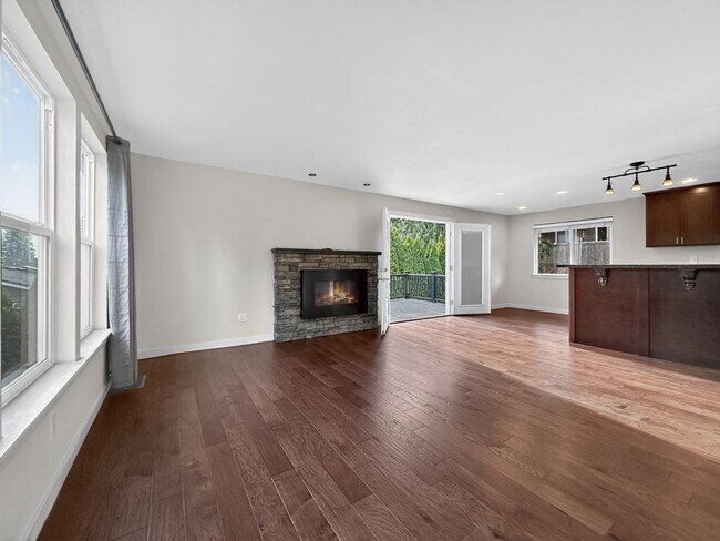 Foto del edificio - 16218 3rd Ave SE