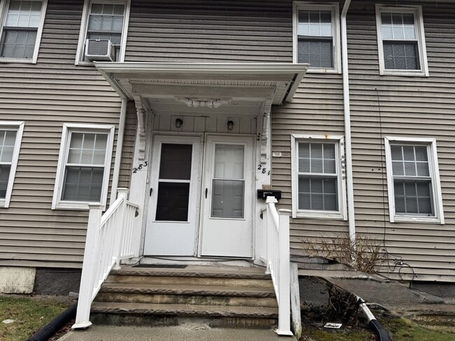 Building Photo - 281 E Merrimack St