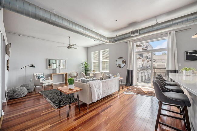 Urban Loft Living in the Heart of Baker W/... - Urban Loft Living in the Heart of Baker W/...