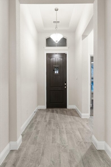 Photo - 2000 St Andrew's Wy House