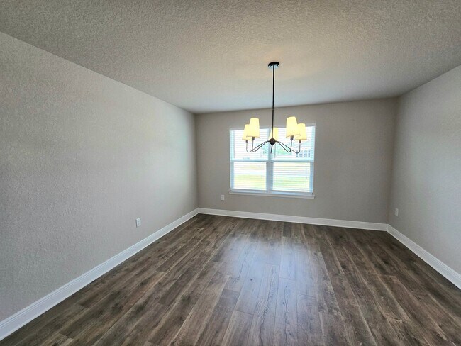 Foto del edificio - Stunning 4-Bedroom Home in Pensacola