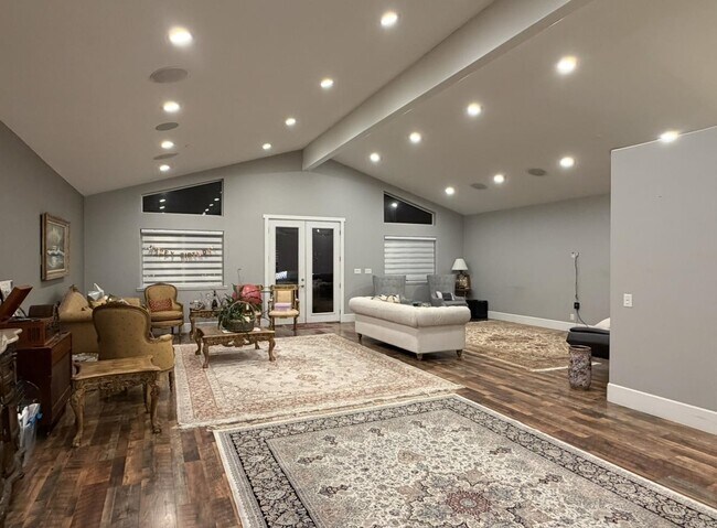 Foto del edificio - 3784 Norris Canyon Rd