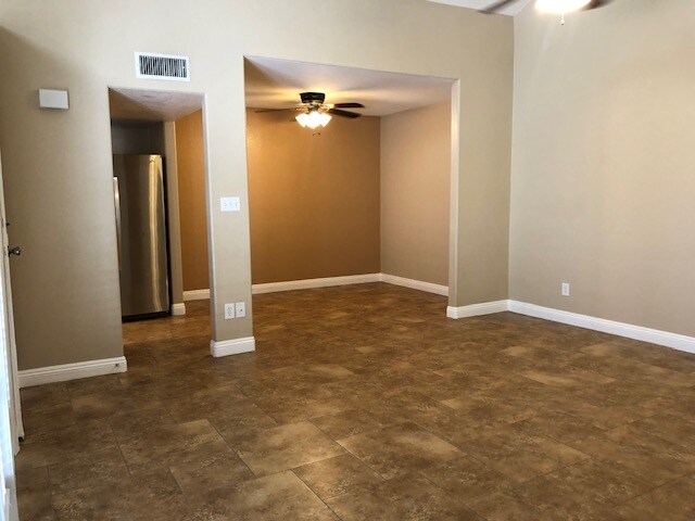Foto del edificio - 15801 N 29th St