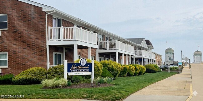 Foto del edificio - 5 Ocean Ave N