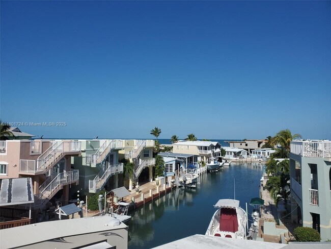 Foto del edificio - 65821 Overseas Hwy