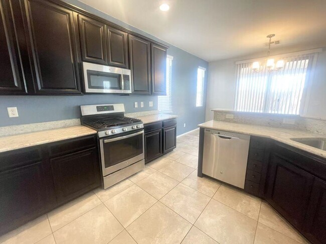 Building Photo - 930 Safe Sapphire Way