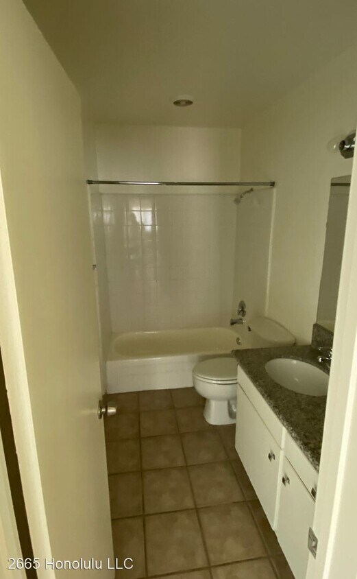 Primary Photo - 2665 Honolulu Ave