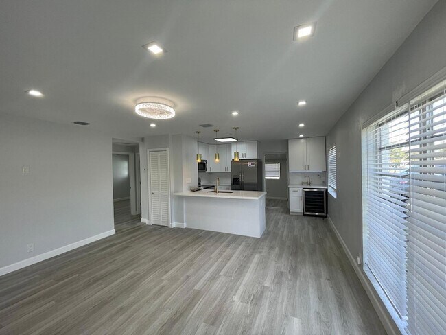 Foto del edificio - 431 NW 33rd Terrace
