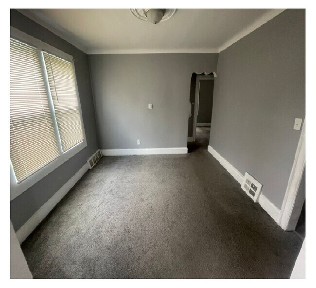 Foto del edificio - 15024 Freeland St