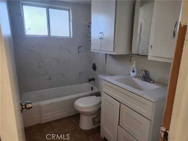 Building Photo - 25498 Dayton Ave