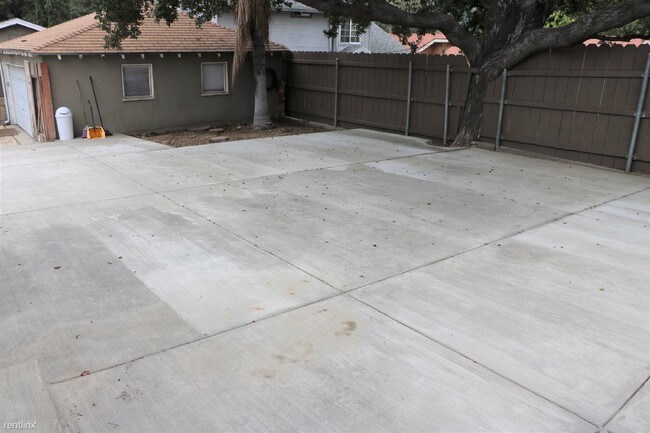 Foto del edificio - 2 br, 1 bath House - 2825 Sycamore Ave