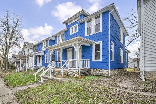 Foto del edificio - 365 S Eureka Ave