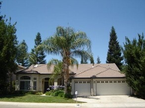 Building Photo - 1720 E Granada Ave.