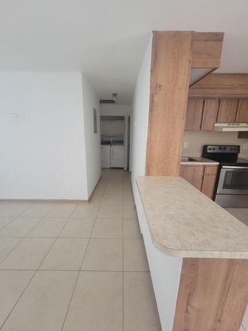 Foto del edificio - 9285 Green Meadows Way