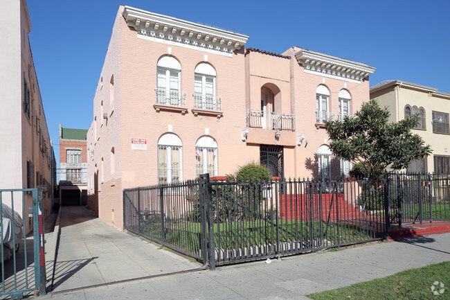 Building Photo - 211 S Berendo St