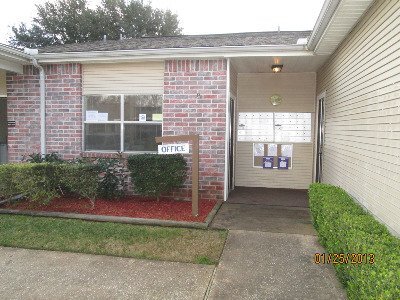 Building Photo - 2800 North Winfree-#2800