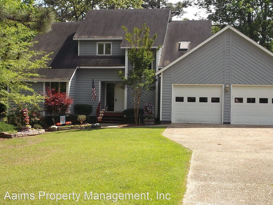 Primary Photo - 5 br, 3 bath House - 3004 Stonehenge Ct.