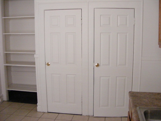 Kitchen Walk-In Closet - 448 Nye Ave