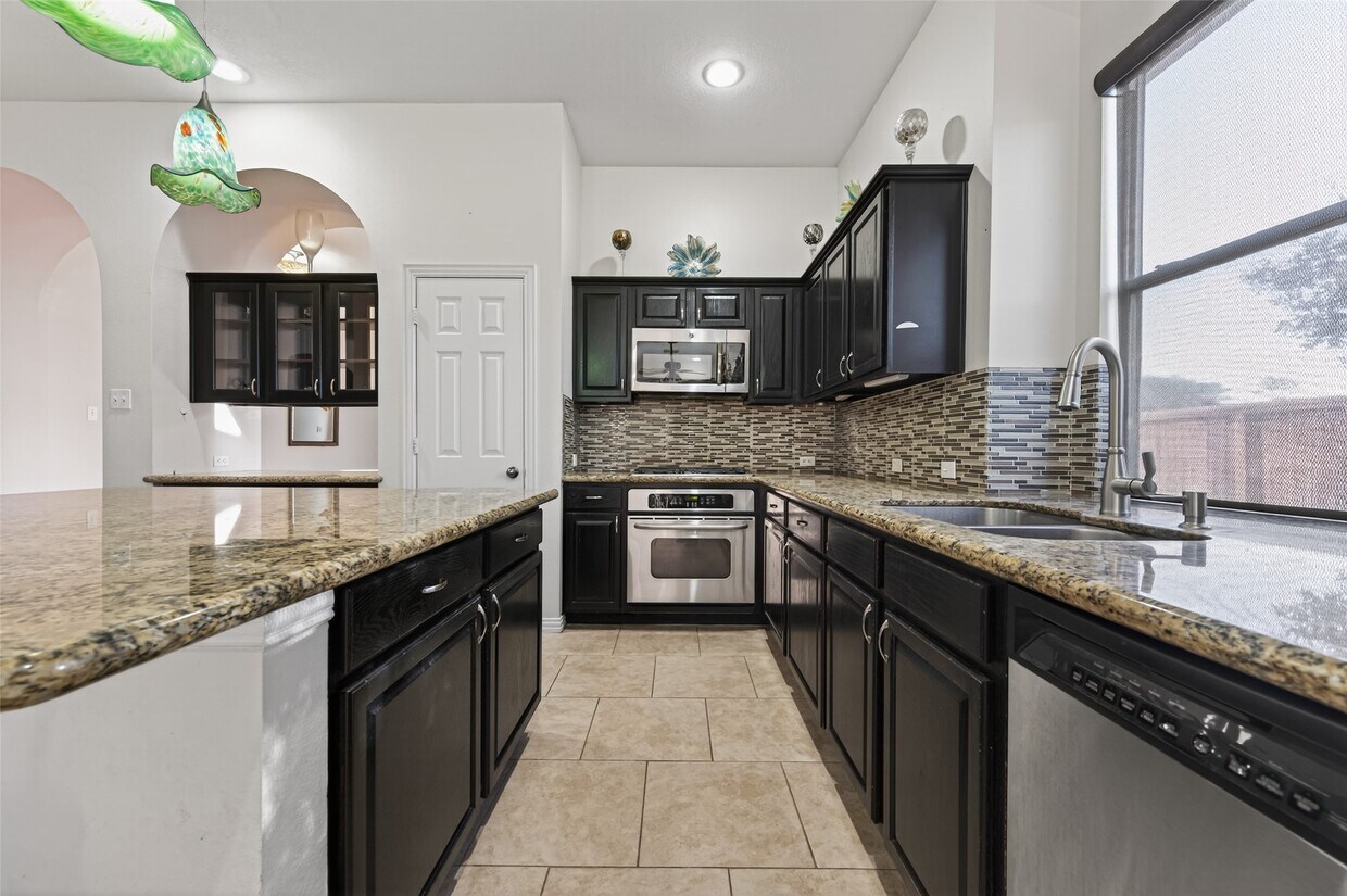 Foto del edificio - 18803 Dusty Rose Ln