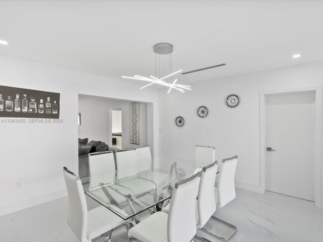 Building Photo - 4901 Grant St