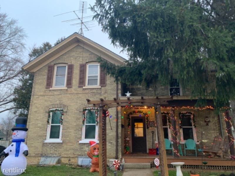 Foto principal - 2 br, 1 bath Apartment - 319 N Warren St