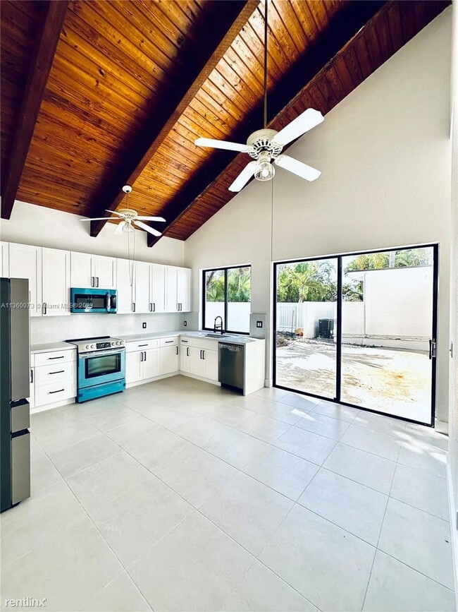 Building Photo - 3 br, 2 bath House - 8541 Franjo Rd