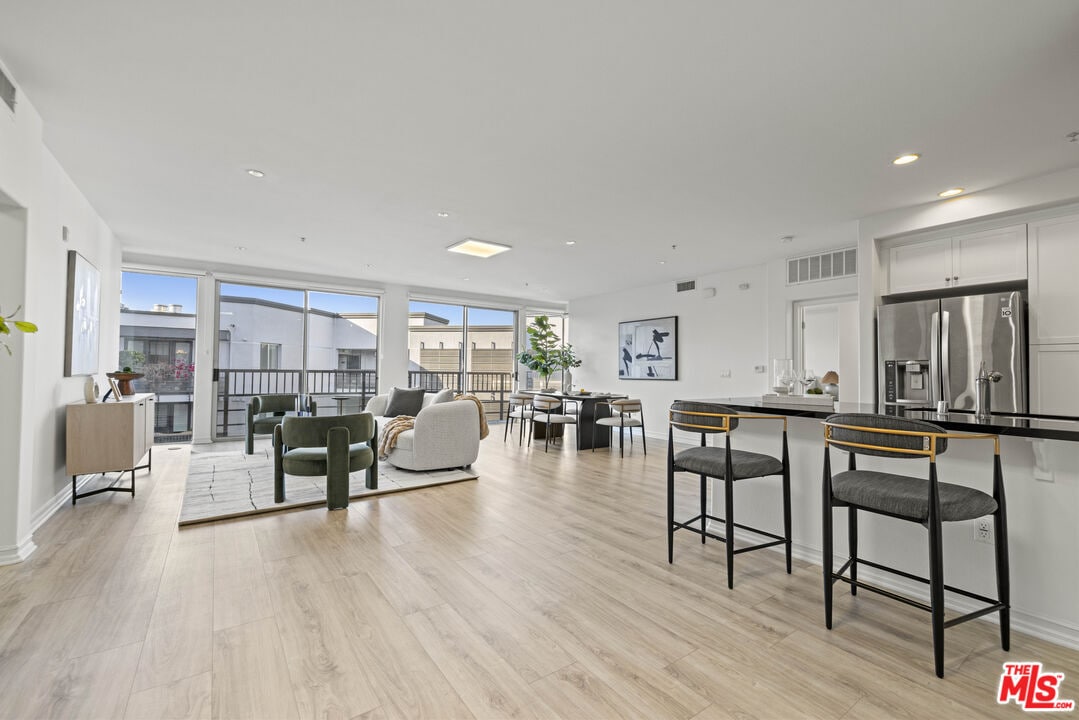 Foto principal - 629 Traction Ave