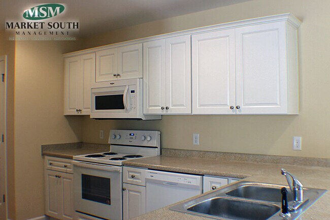 Foto del edificio - BLOOMINGDALE HOME