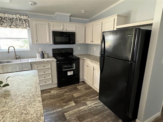 Foto del edificio - 17843 County Rd 455