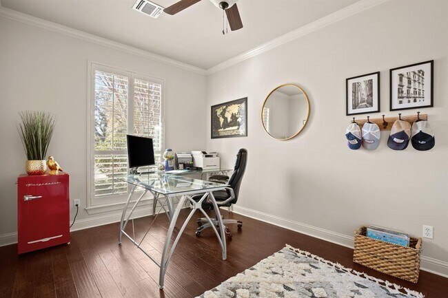 Building Photo - 119 Via Villina St
