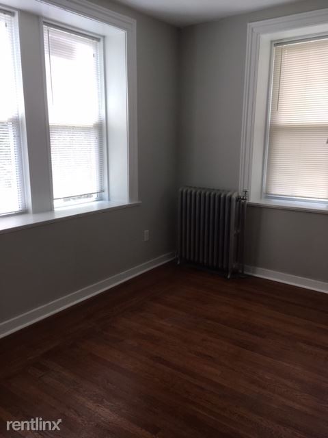 Building Photo - 2 br, 1 bath  - 1523 Chapel St Apt 102