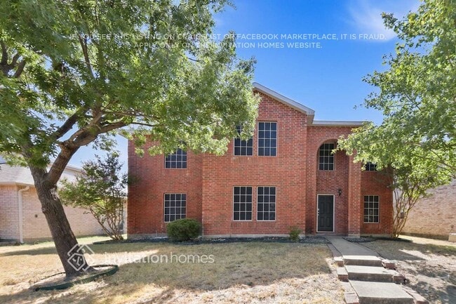 Building Photo - 1537 Englewood Dr