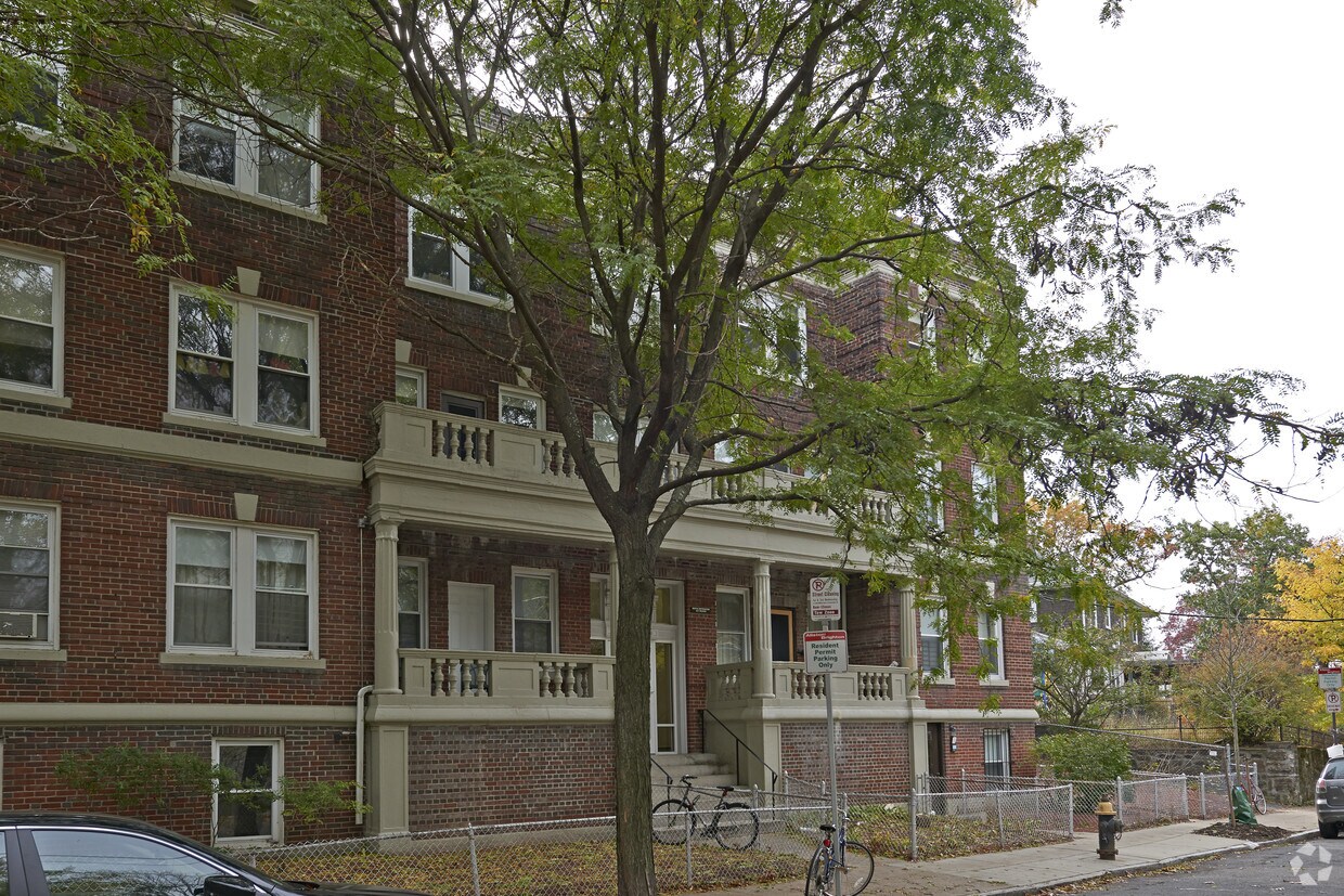 915 Egremont Rd, Brighton, MA 02135 Apartments in Brighton, MA