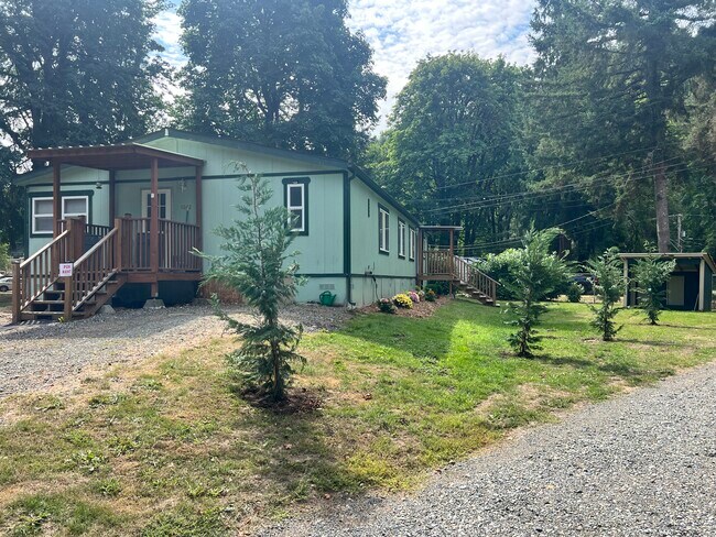 Foto del edificio - 1042 Clubhouse Ln SE