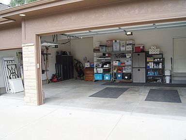 Building Photo - 411 S 182nd St