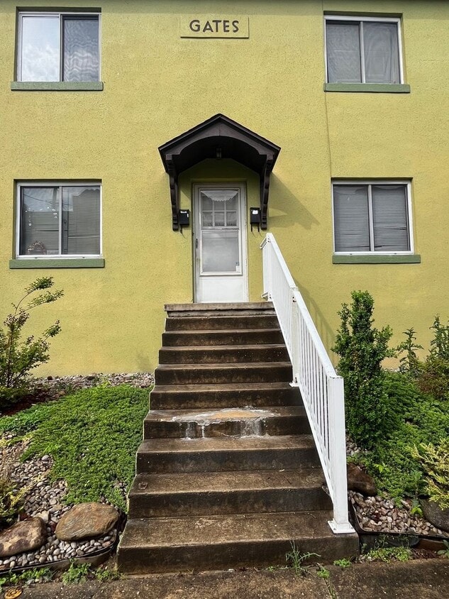 Primary Photo - 1612 Franklin Ave