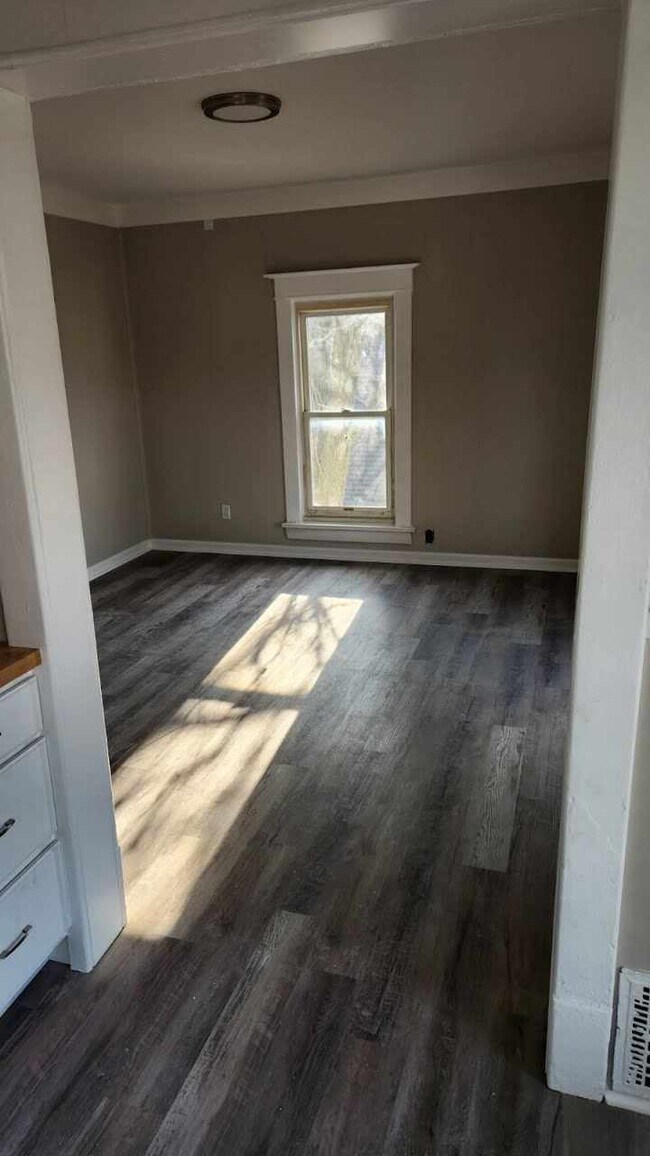 Foto del edificio - 116 N Summit St