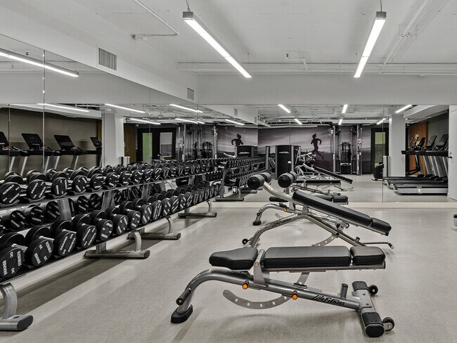 Nuevo gimnasio remodelado - 555 Barrington