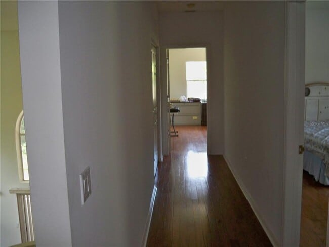 Building Photo - 17 Filbert Ln